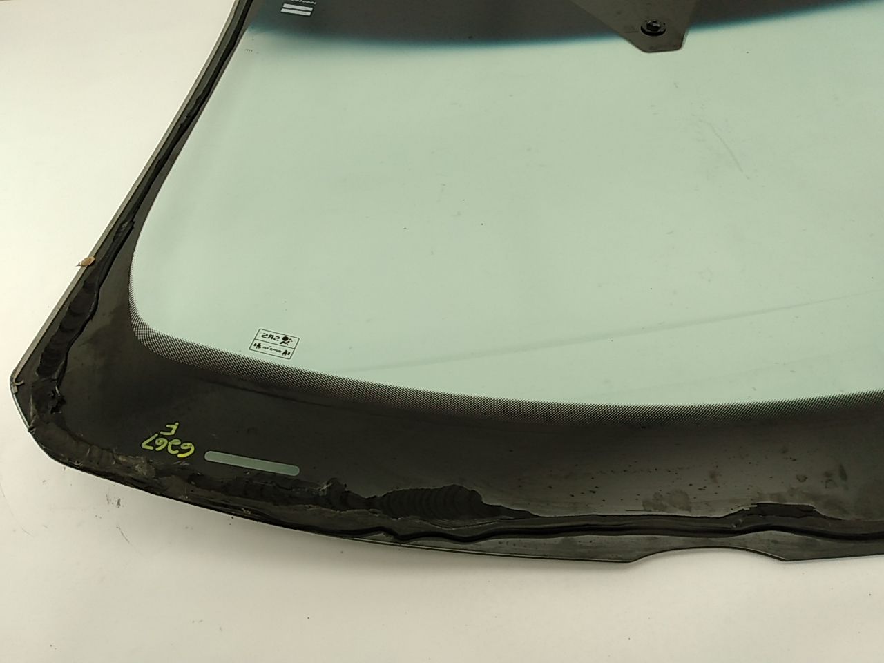 Volvo V50 Front Windshield