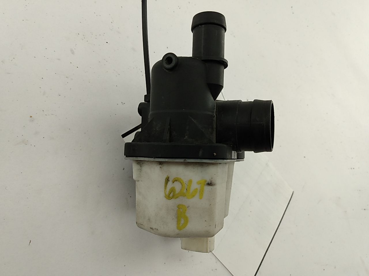 Volvo V50 Fuel Vapor Leak Detection Pump - 0