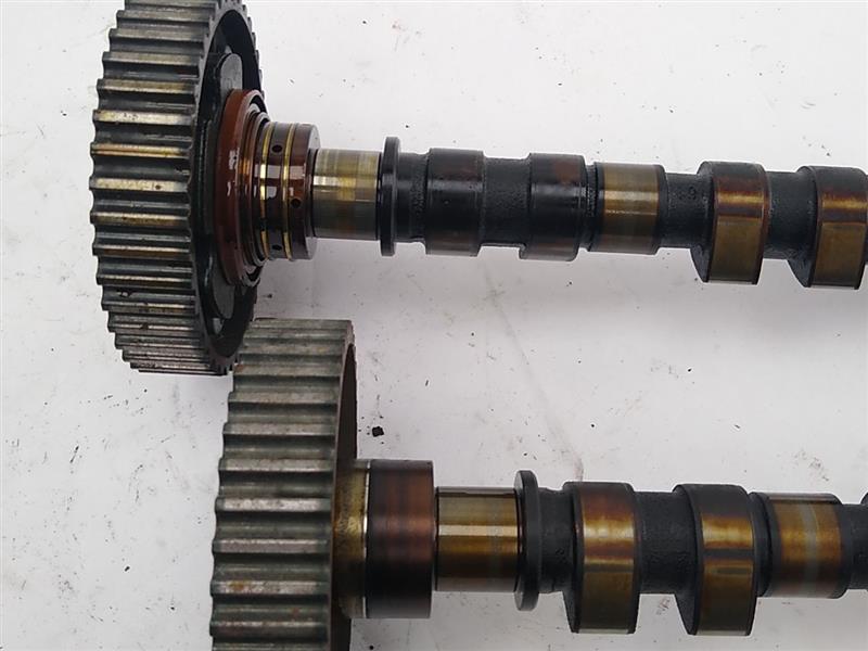 Volvo V50 Pair Of Camshafts