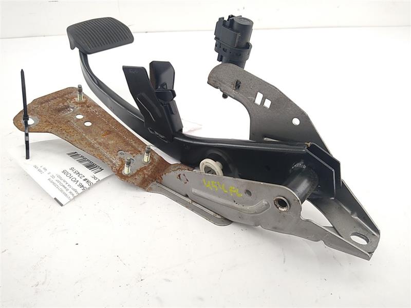 Volvo V50 Brake Pedal