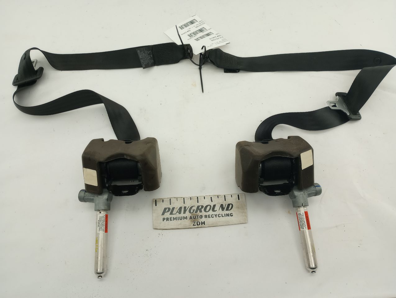 Volvo V50 Pair Of Rear Seat Belts