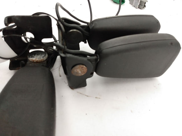 Volvo V50 Rear Seat Belt Buckle Set