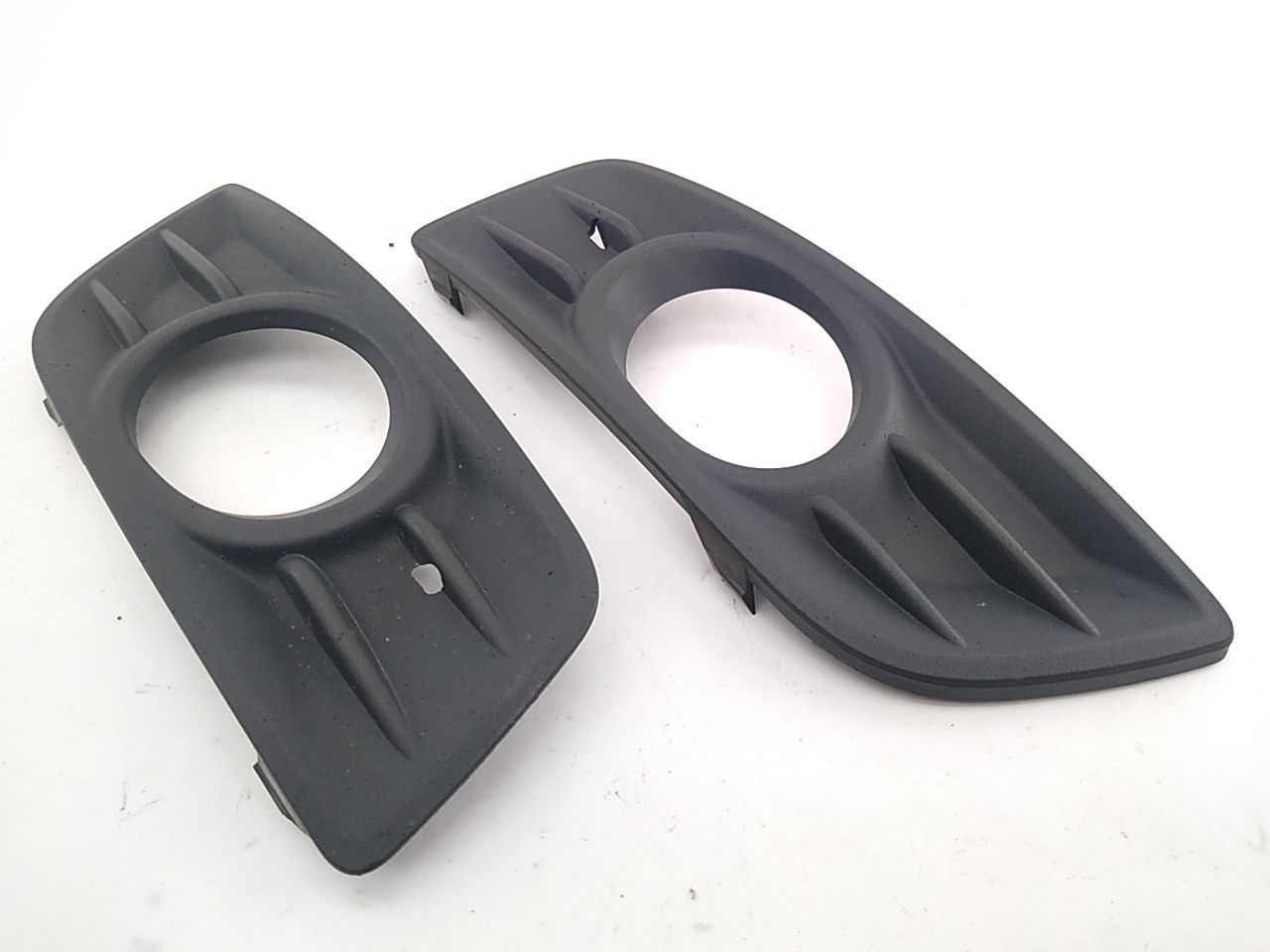 Volvo V50 Pair Of Front Bumper Fog Light Cover Trim