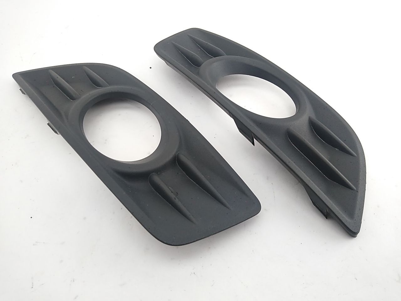 Volvo V50 Pair Of Front Bumper Fog Light Cover Trim