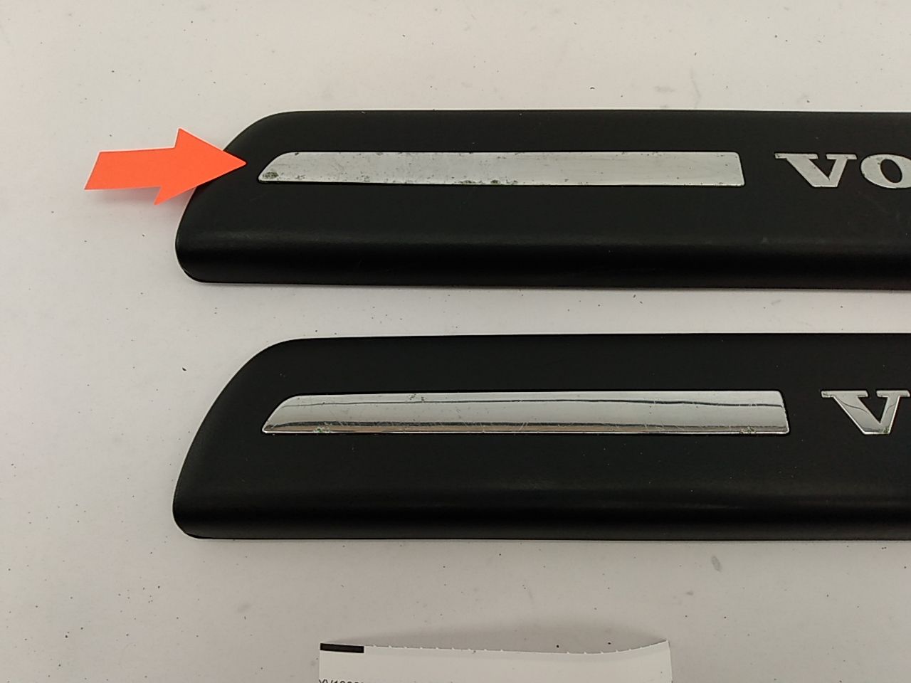 Volvo V50 Pair Of Front Door Scuff Plates - 0