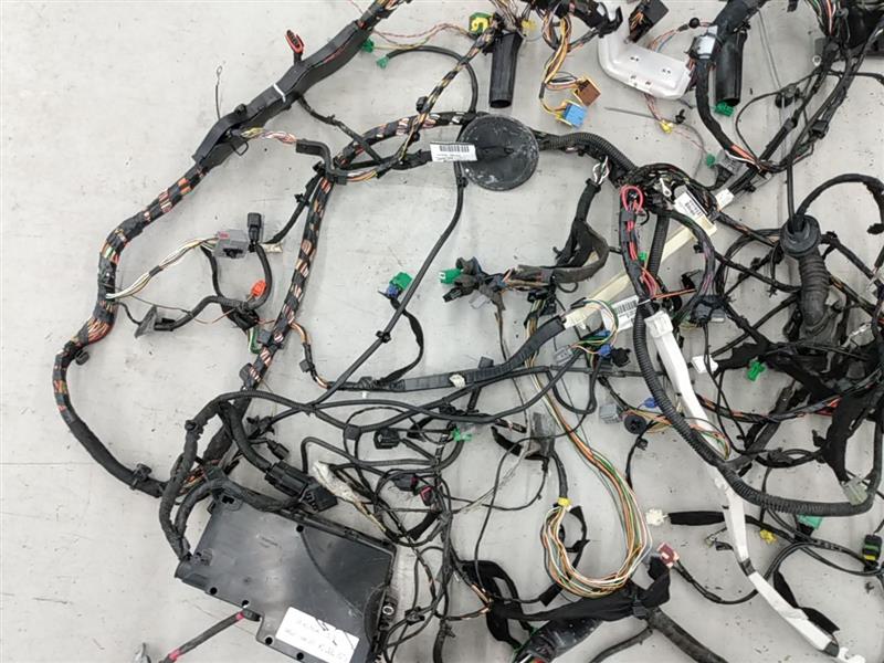 VOLVO　V50 electricsaru様 Volvo V50 Full Car Wire Harness | Playground PAR