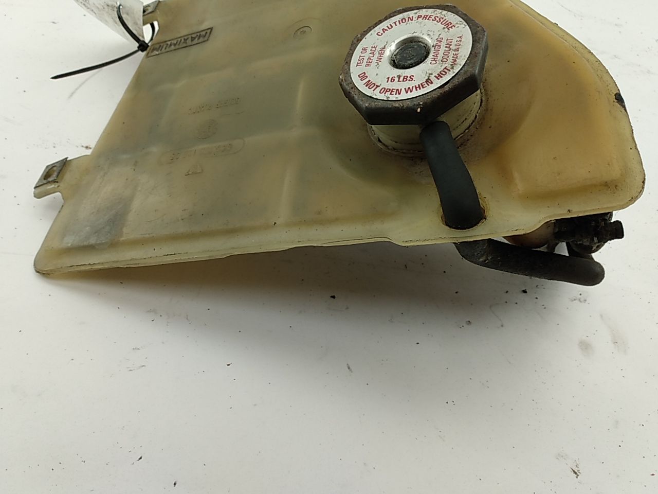 Porsche 944 Coolant Reservoir