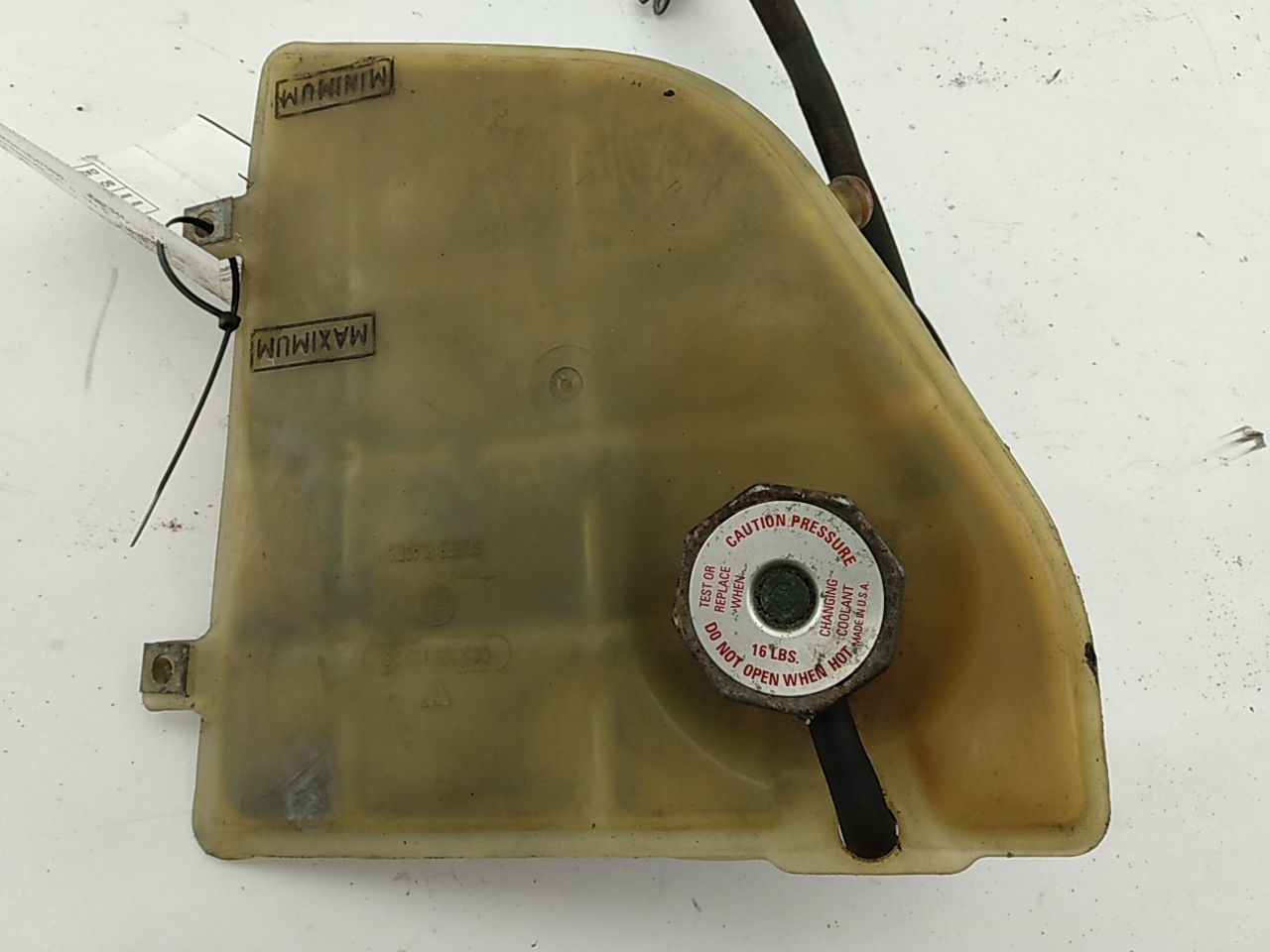 Porsche 944 Coolant Reservoir