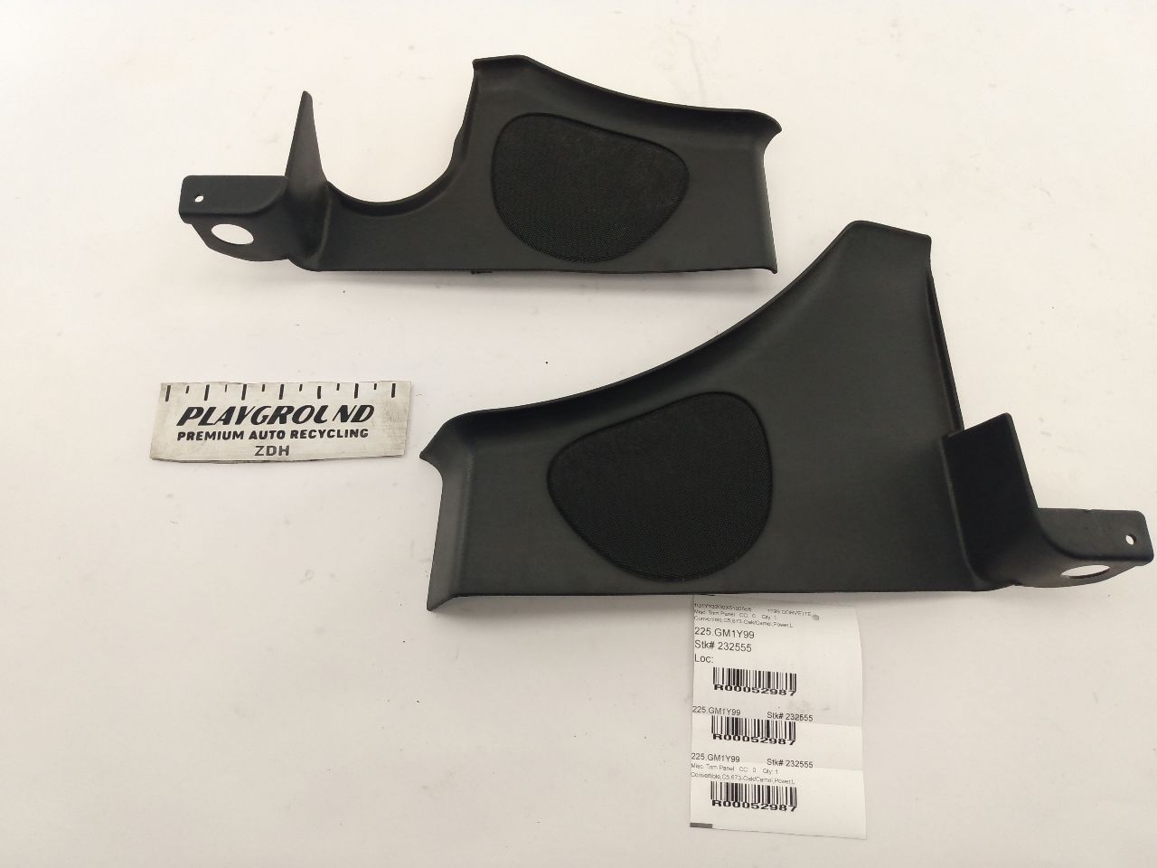 Chevrolet Corvette Pair Of Rear Speaker Cover Trim