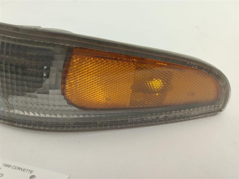 Chevrolet Corvette Pair Of Front Side Marker Lights