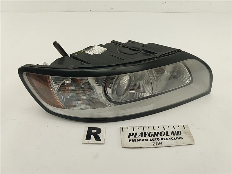 Volvo V50 Right Head Light