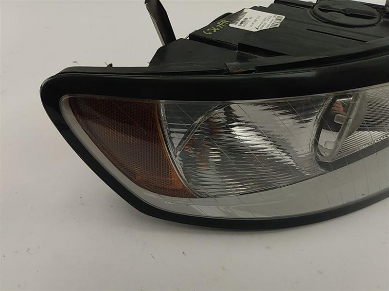 Volvo V50 Right Head Light - 0