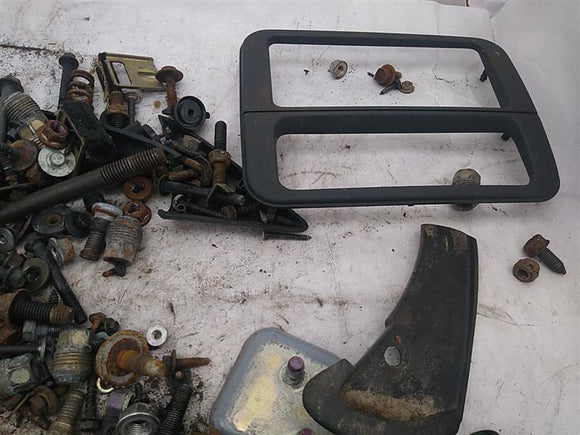 Pontiac Firebird Dismantling Hardware