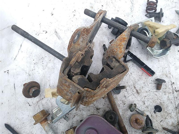 Pontiac Firebird Dismantling Hardware