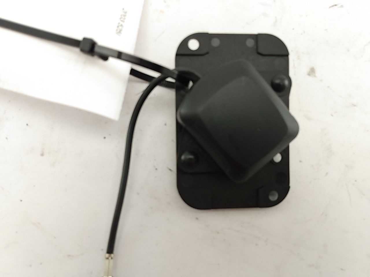 BMW 525I GPS Antenna