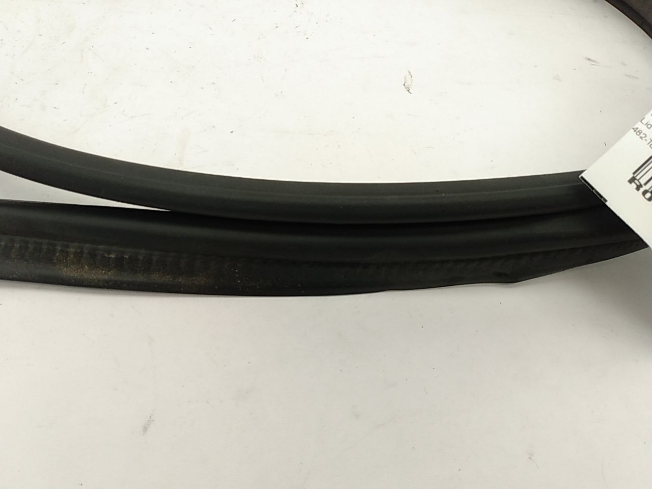 BMW 525I Trunk Seal - 0