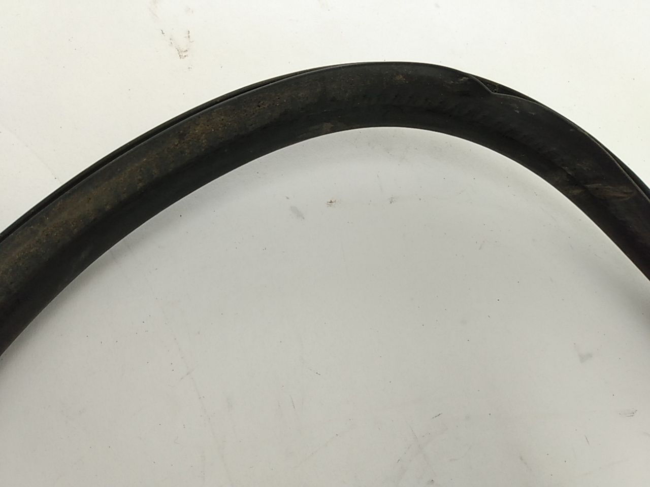 BMW 525I Trunk Seal