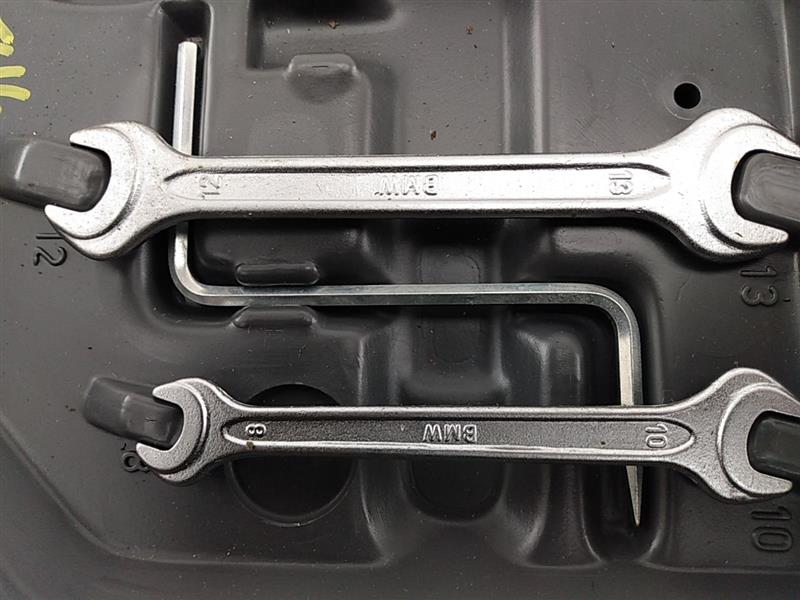 BMW 525I Spare Tire Tool Kit