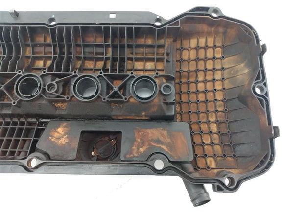 BMW 525I Valve Cover