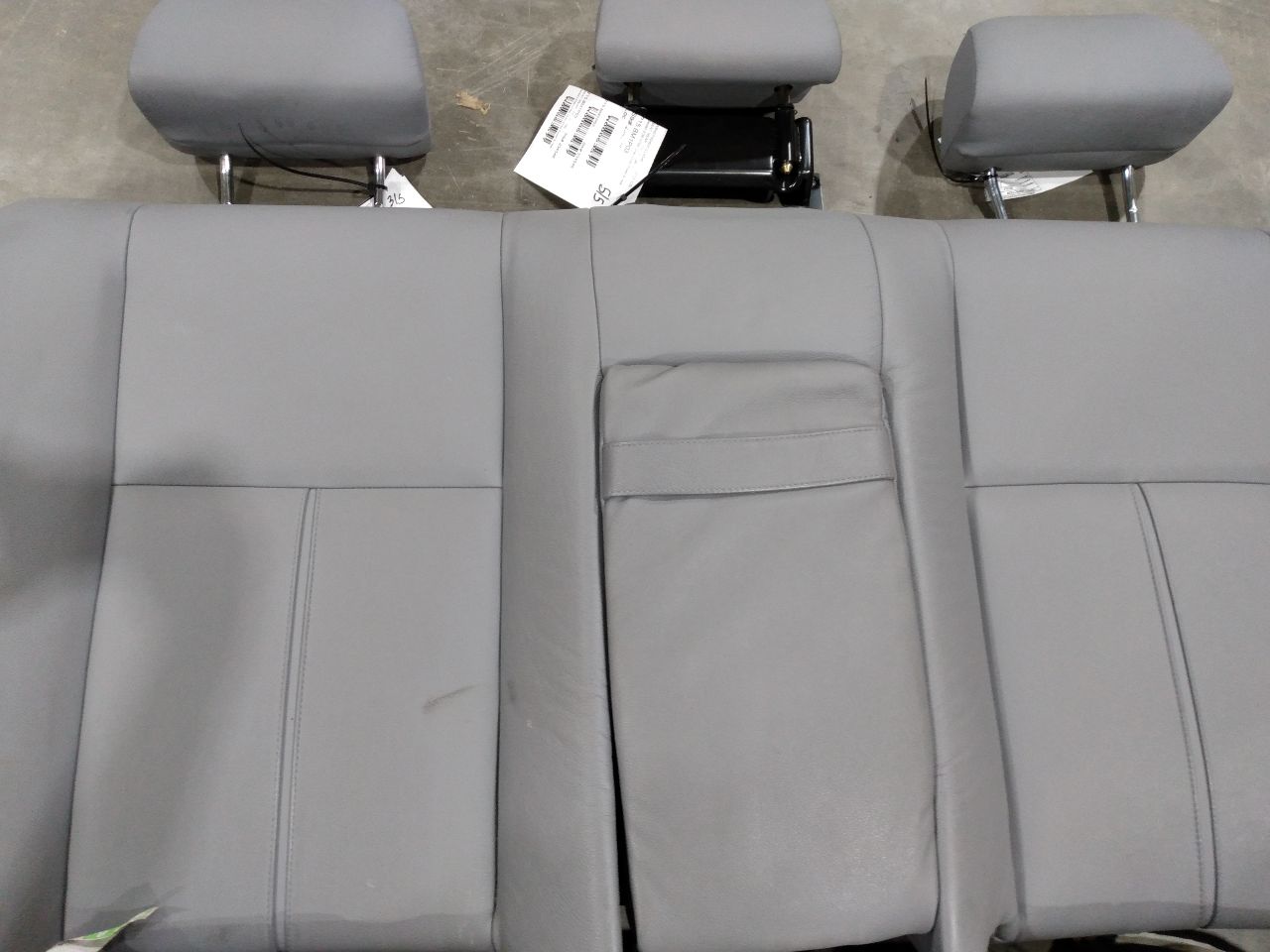 BMW 525I Rear Seat Set