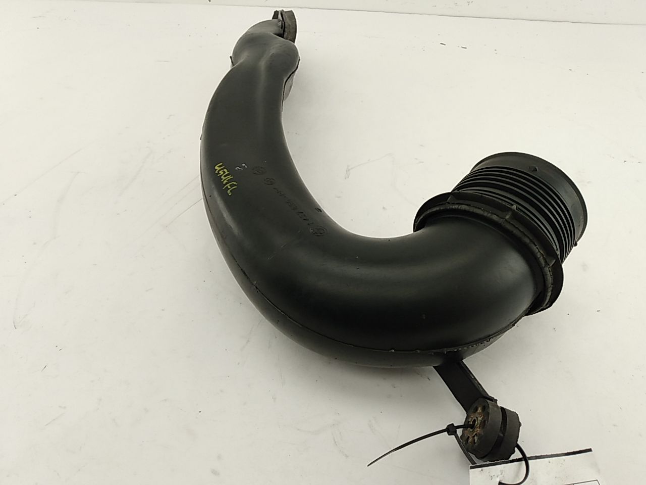 BMW 525I Air Intake Duct - 0