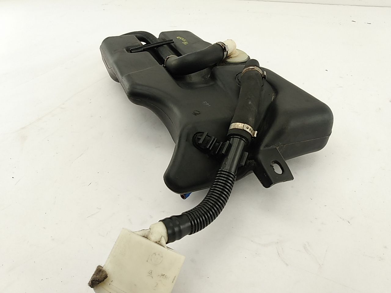 BMW 525I Fuel Vapor Expansion Tank