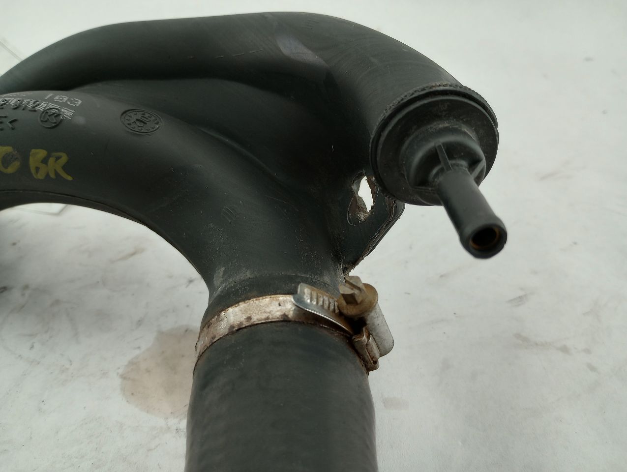 BMW 525I Fuel Filler Neck