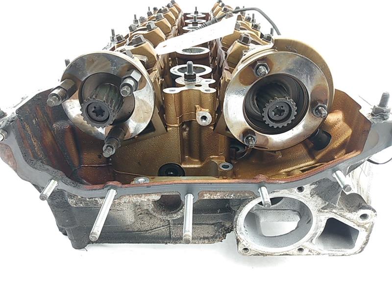 BMW 525I Cylinder Head