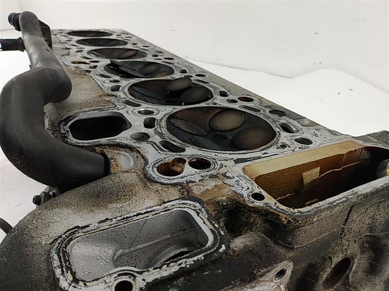 BMW 525I Cylinder Head