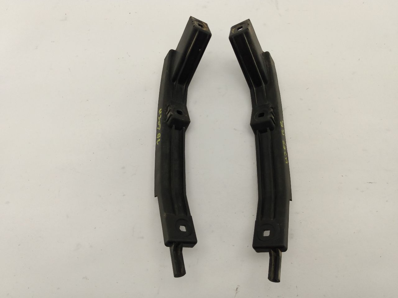 Audi TT Rear Bumper Brackets