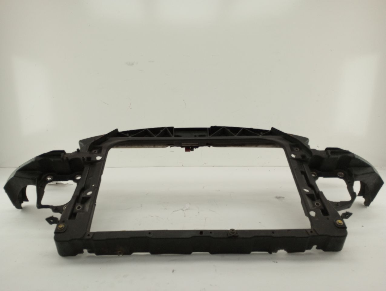 Audi TT Radiator Support