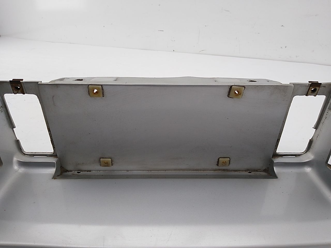 Buick Reatta Rear Upper Bumper Valance