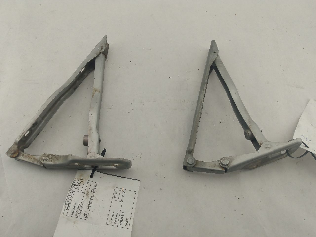 Buick Reatta Pair Of Trunk Hinges