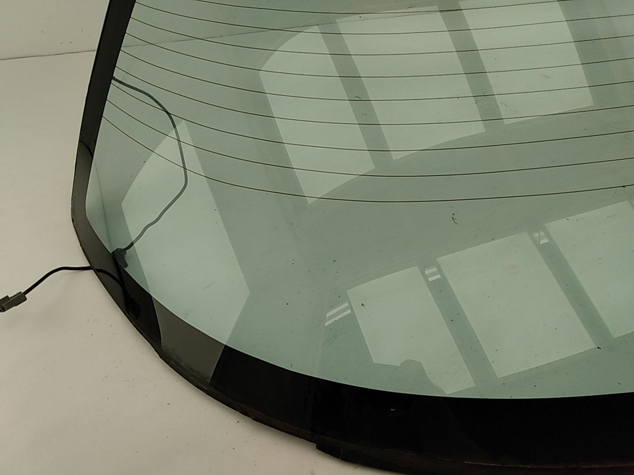 Buick Reatta Rear Glass - 0