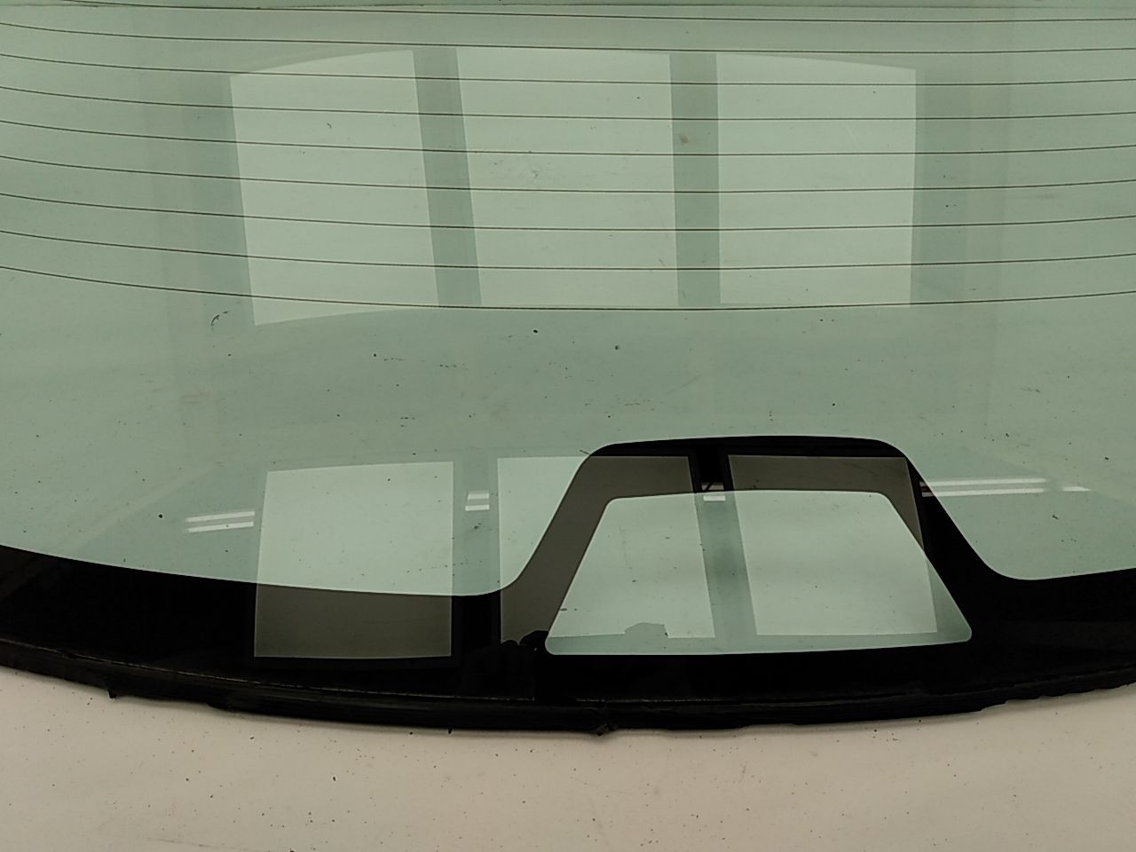 Buick Reatta Rear Glass