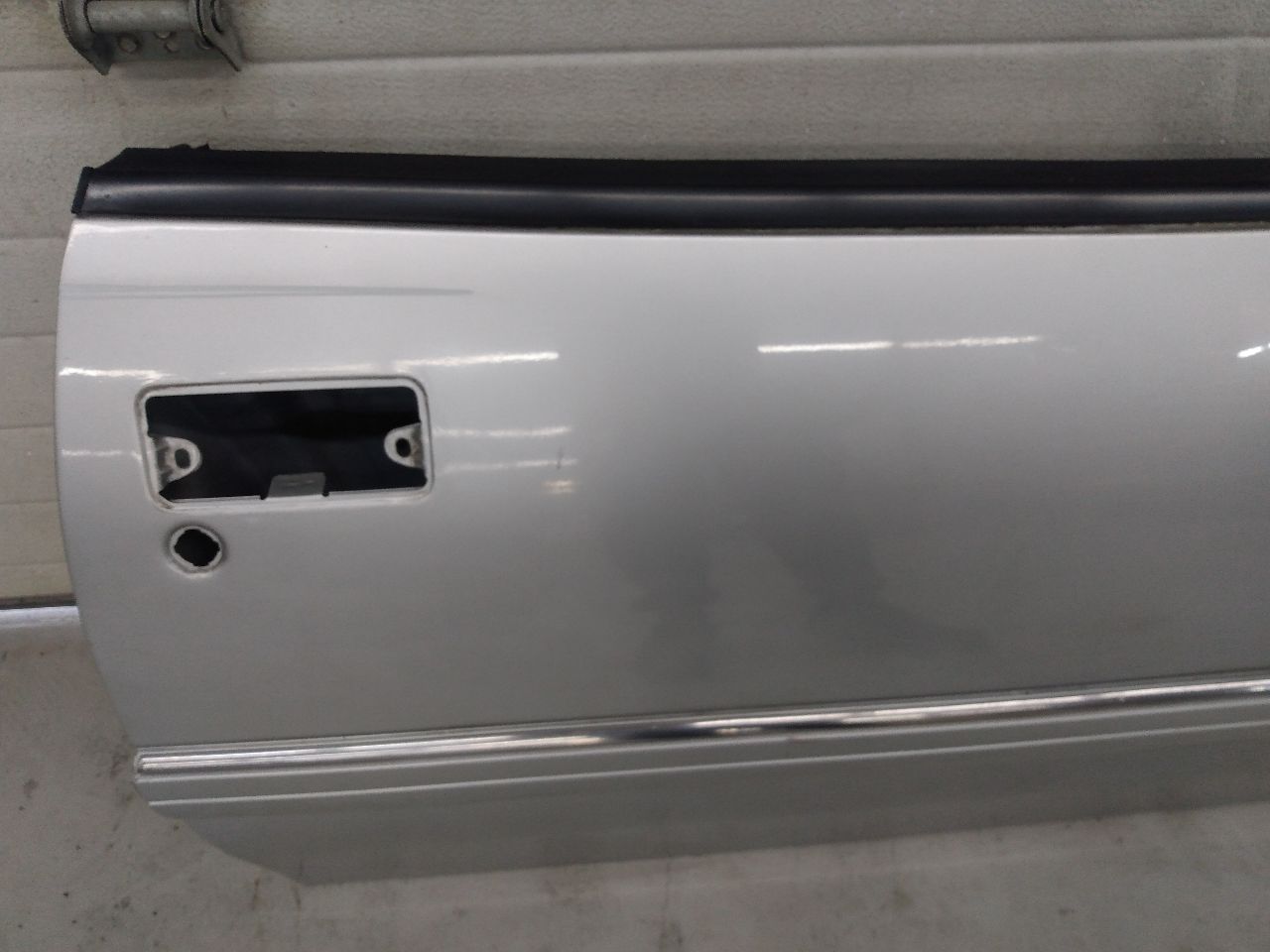 Buick Reatta Front Right Door Shell - 0