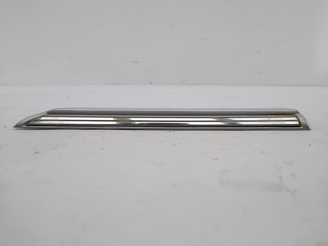 Buick Reatta Rear Outer Quarter Trim Pair