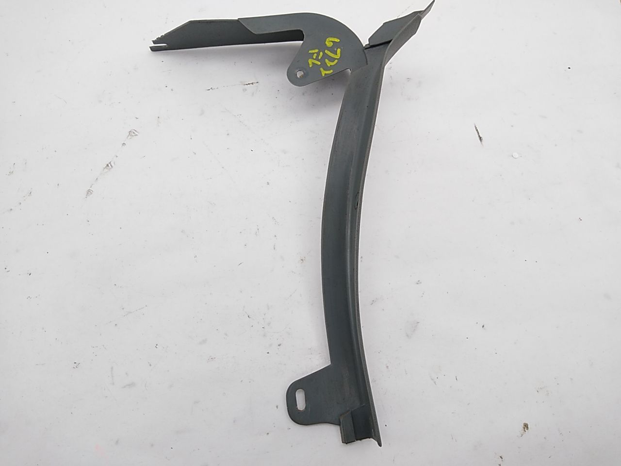 Buick Reatta Pair Of Rear Lower Quarter Trim