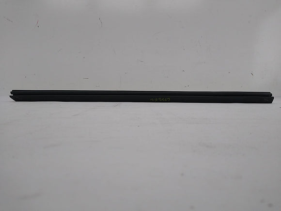 Buick Reatta Front Left Door Window Seal