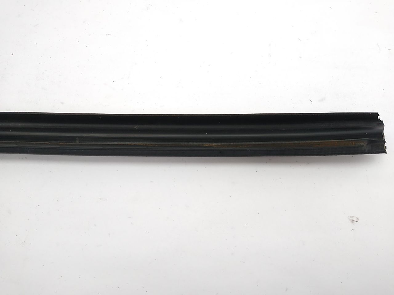 Buick Reatta Front Left Door Window Seal