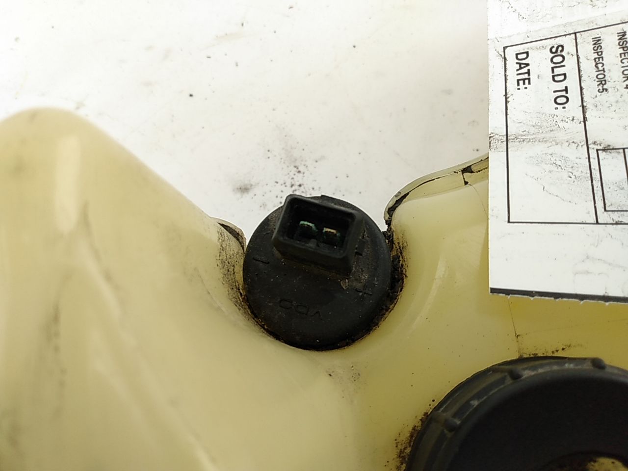 Volvo 960 Windshield Washer Reservoir