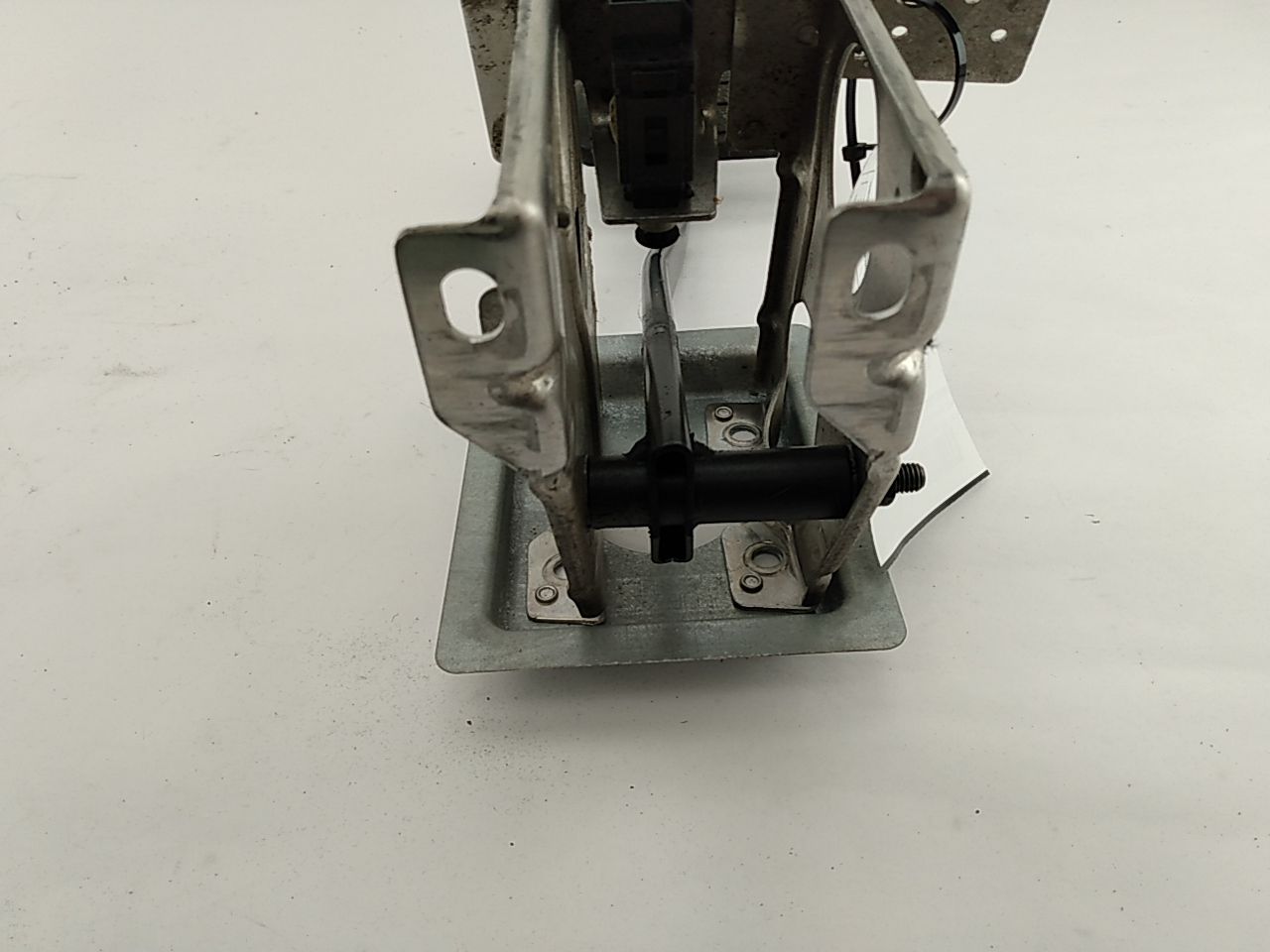 Volvo 960 Brake Pedal