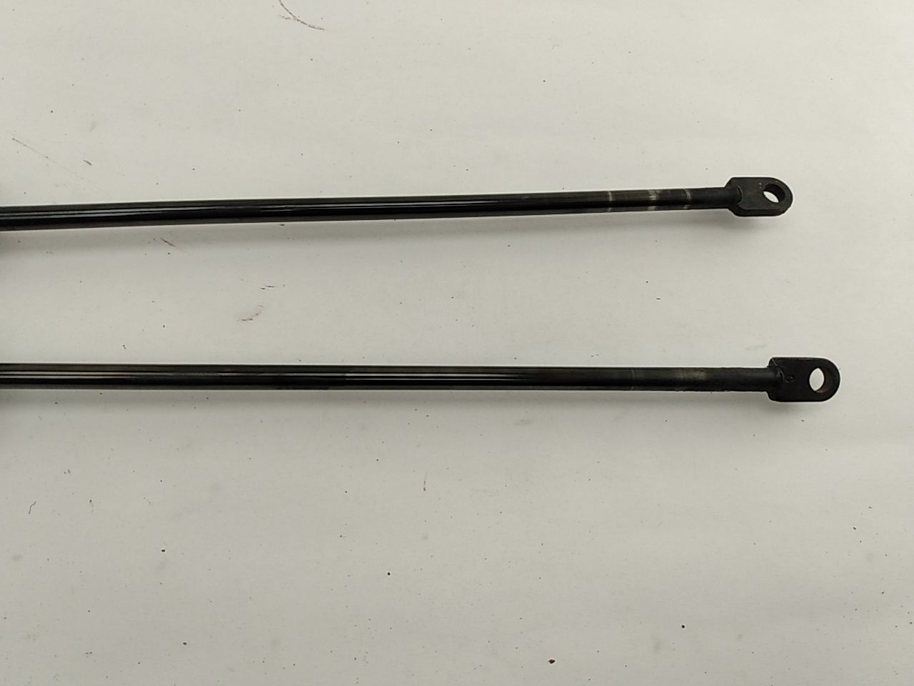 Volvo 960 Psir Of Hood Struts