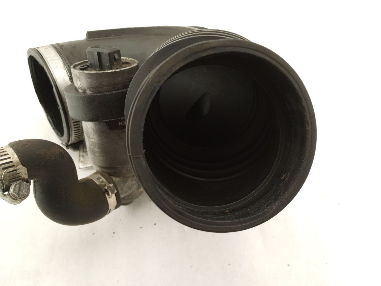 Volvo 960 Intake Hose With Idle Air Control Valve