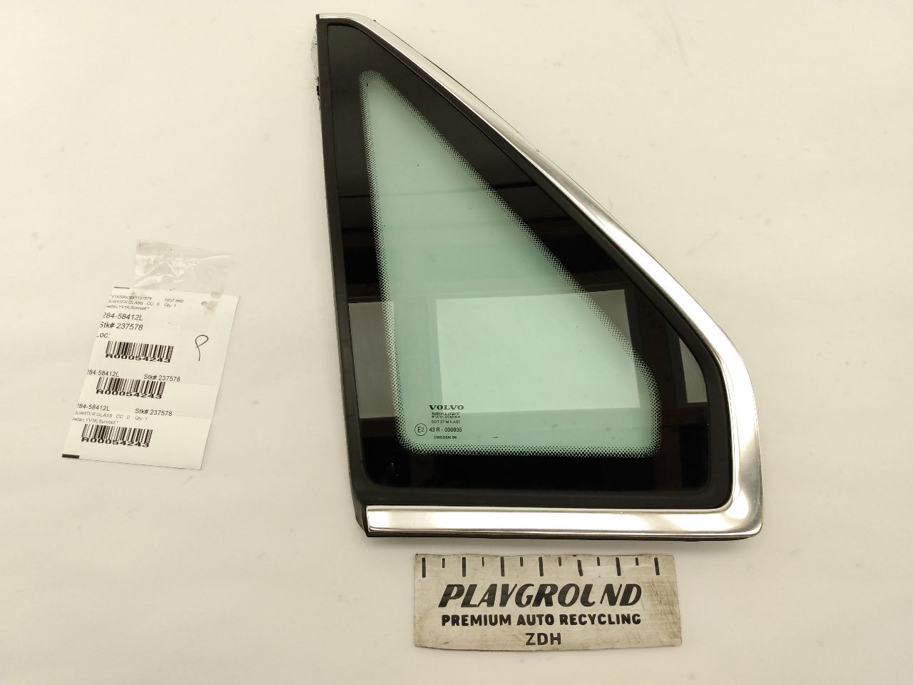 Volvo 960 Rear Left Quarter Glass