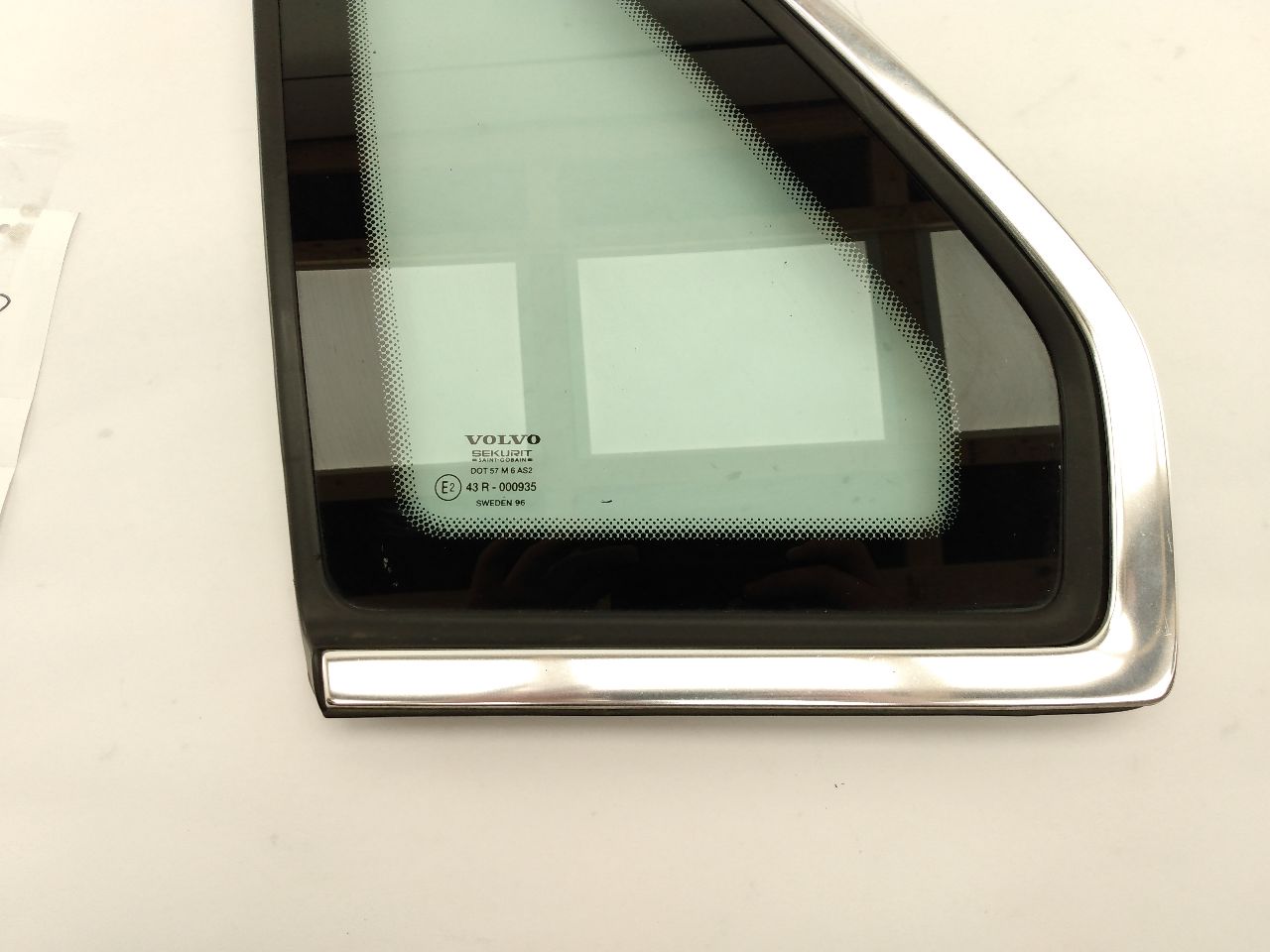 Volvo 960 Rear Left Quarter Glass - 0