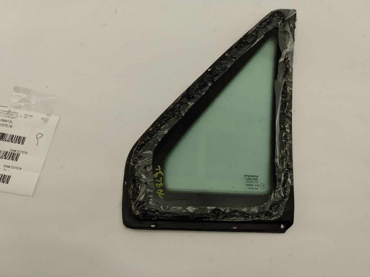 Volvo 960 Rear Left Quarter Glass