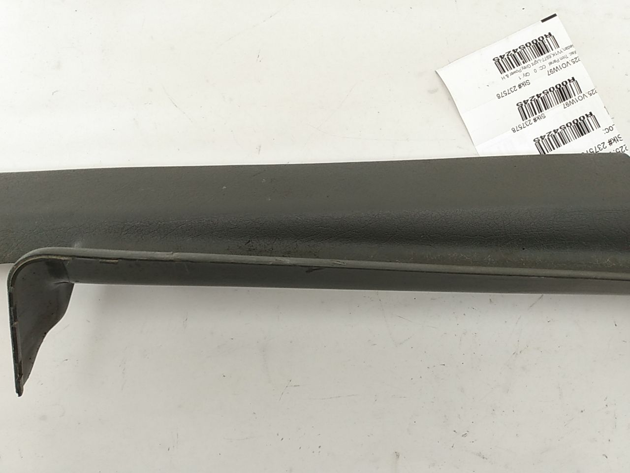 Volvo 960 Right Rocker Panel Trim