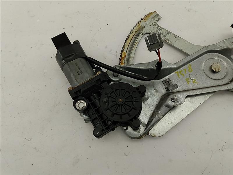 Volvo 960 Front Right Door Window Regulator