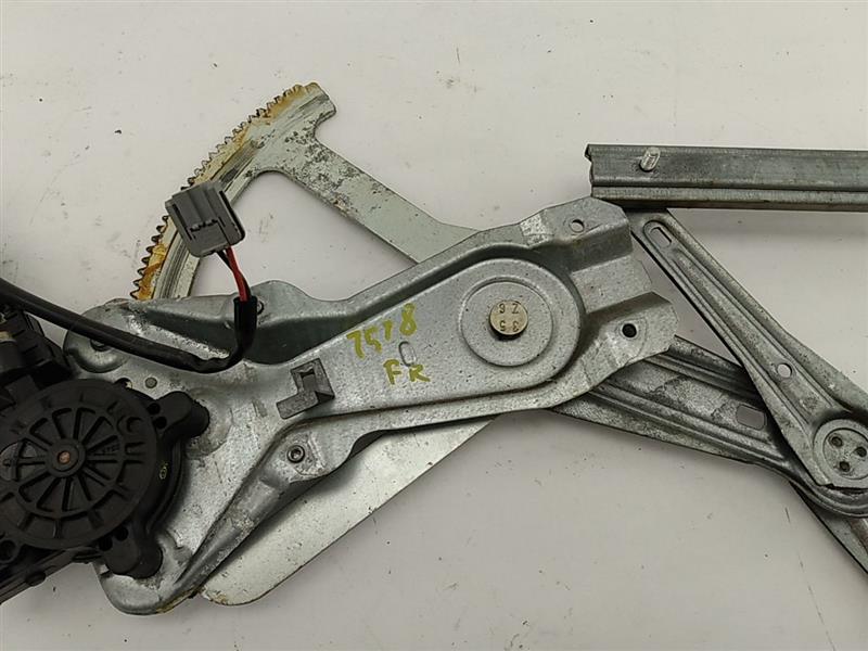 Volvo 960 Front Right Door Window Regulator